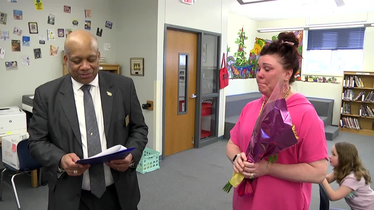 Dr. Yearwood and a Columbia Fund for Academic Excellence Award winner in a classroom.