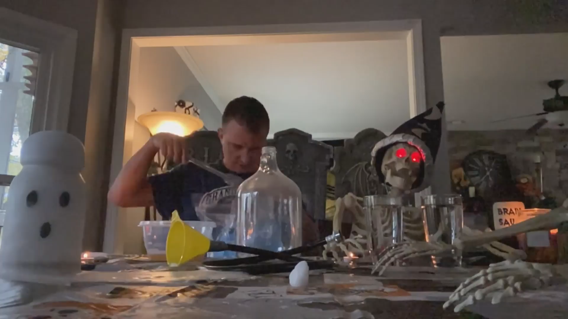 Thumbnail image for CPS Science Show_ The Halloween Spooktacular